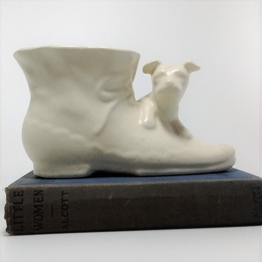 USA Dog & Boot Planter ~ Puppy on Victorian Shoe